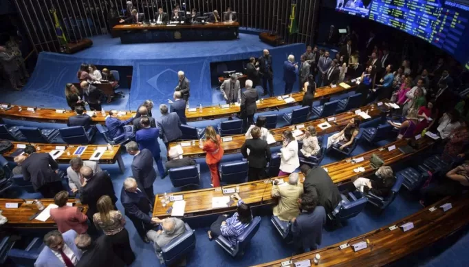 Plenário-do-Senado-aprova-PEC-da-Reforma-Tributária-em-1o-turno-7