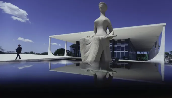 Supremo-Tribunal-Federal-STF-inicia-o-julgamento-dos-denunciados-pela-invasão-e-depredação-dos-prédios-dos-Três-Poderes-no-dia-8-de-janeiro-22