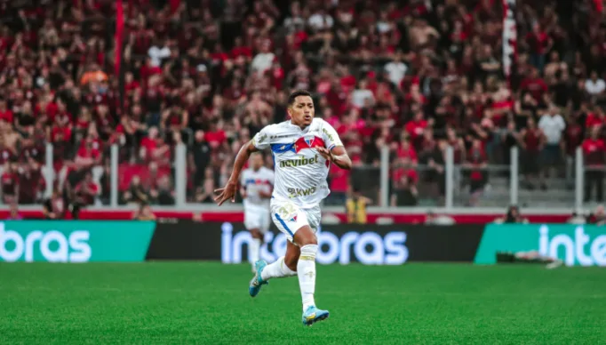 1_pedro_rocha_fortaleza_athletico_pr_jogo_brasileirao_serie_a-24360934