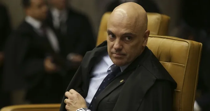O ministro Alexandre de Moraes durante o julgamento em que decidem pela legalidade ou não da prática de sacrifícios animais em cultos religiosos.