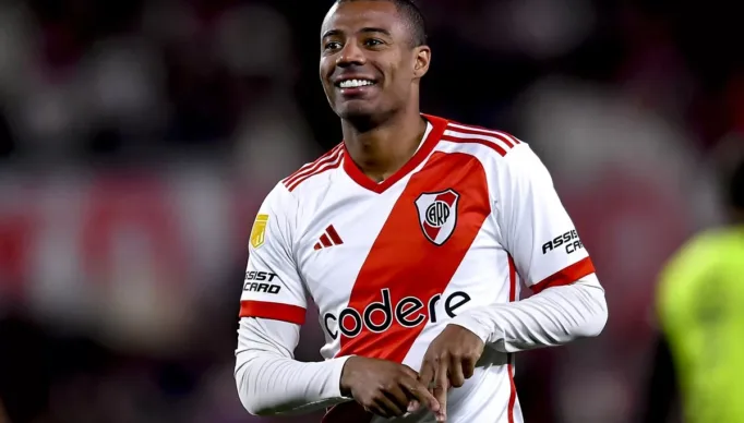 de-la-cruz-flamengo-river-plate-1