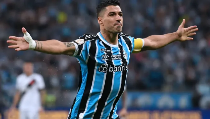 gremio-suarez-gol-vasco-e1701645026299