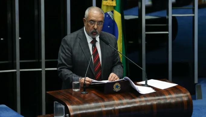 lula2911-1_Easy-Resize.com