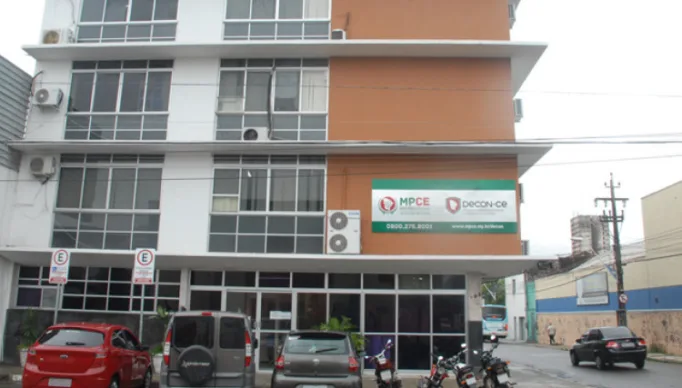 1_fachada_decon-24950047