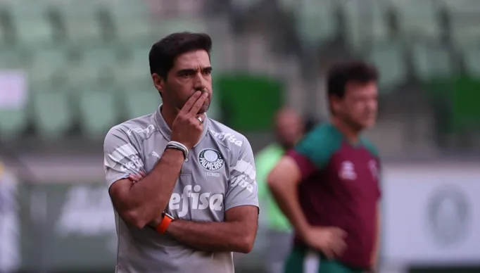 Abel Ferreira revela busca do Palmeiras por três reforços; veja