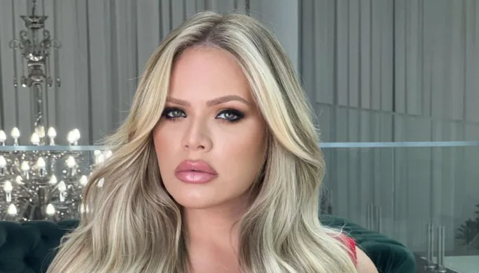 Ex-BBB Paulinha Leite fatura mais de R$ 1 milhão em