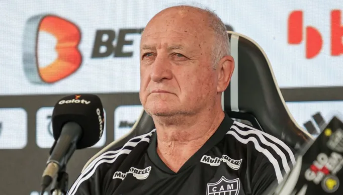 Felipão critica torcida única em Atlético-MG x Cruzeiro: “Ridículo“