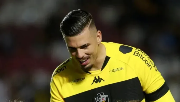 Inter tenta contratação de goleiro do Corinthians