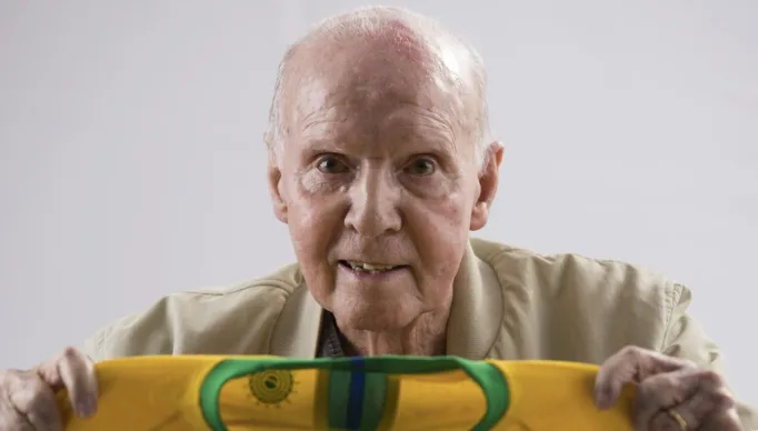 Lenda do futebol mundial, Zagallo morre aos 92 anos