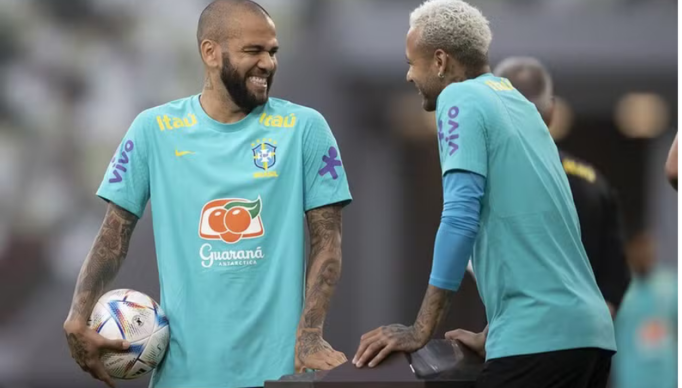 Screenshot 2024-01-09 at 15-00-53 Pai de Neymar envia R$ 800 mil a Daniel Alves para pagar multa e reduzir possível pena de ex-jogador diz site