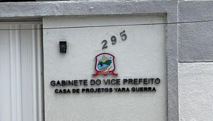 Screenshot 2024-01-10 at 21-03-27 gabinete-vice-prefeito-caucaia-e1704925456384.jpeg (imagem JPEG 576 × 699 pixels)