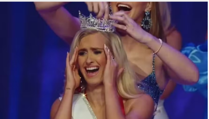 Screenshot 2024-01-16 at 00-05-49 Piloto de caça se torna a primeira militar a ser eleita Miss América