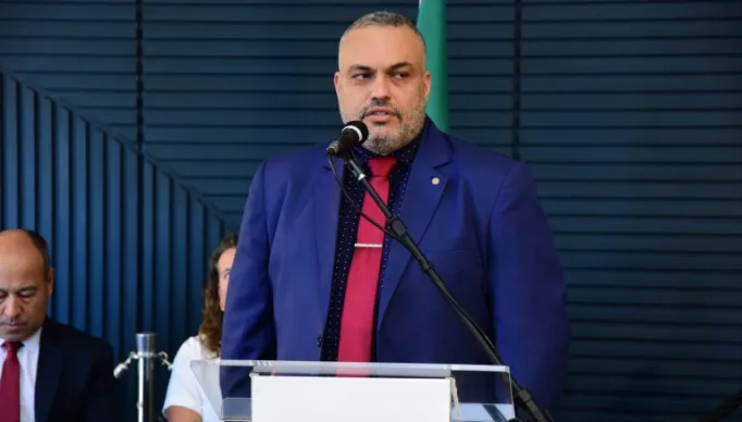 Deputado Marcos Tavares (PDT-RJ) fala em evento na Câmara dos Deputados