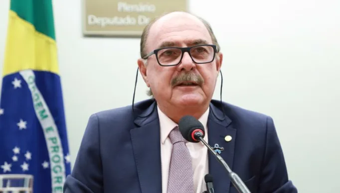 Deputado Dr. Zacharias Calil (União-GO) fala em audiência pública da Comissão de Saúde da Câmara dos Deputados