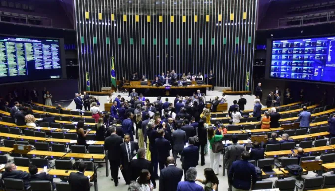 Sessão do Congresso Nacional para análise de vetos presidenciais