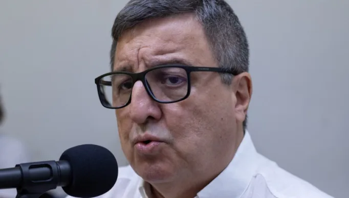 1__danilo_forte_no_jogo_politico__9-22746338