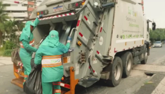 1_caminhao_coleta_lixo_ecofor-25361371