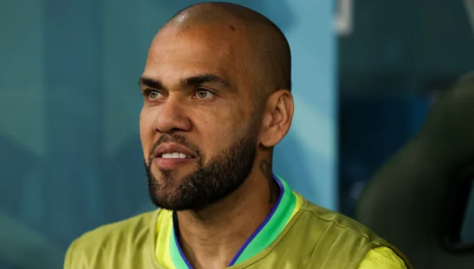 Daniel Alves: vítima irá depor a portas fechadas e não