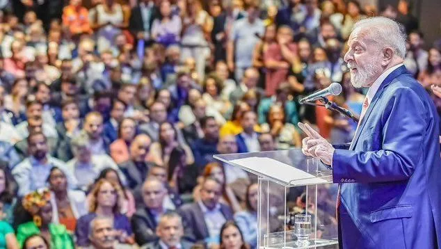 Lula “corneta“ Gabigol, do Flamengo: “Perde mais gols do que