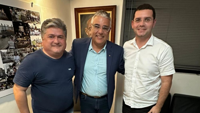 Screenshot 2024-02-03 at 09-37-01 Senador Eduardo Girão destina emenda de 500 mil reais para aquisição de ônibus em Aratuba