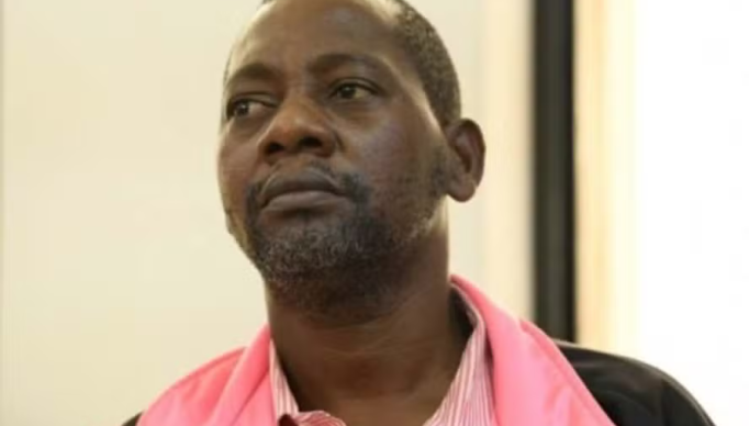 Screenshot 2024-02-06 at 17-12-18 Líder de seita apocalíptica é levado a tribunal acusado de levar 400 fiéis à morte