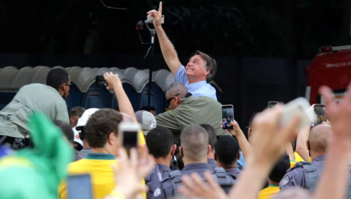 Screenshot 2024-02-25 at 09-23-24 Bolsonaro volta à Paulista sob cerco do STF para exibir apoio de massa