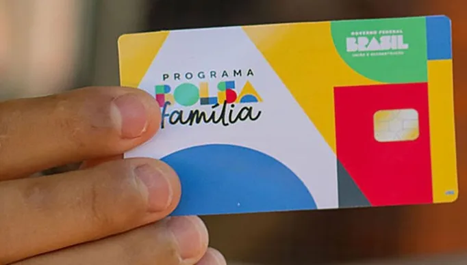 Brasília (DF) -- Novo cartão Bolsa Família 2023. Foto: MDAS/Divulgação