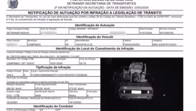 1_multa_carro_calcas-26164089