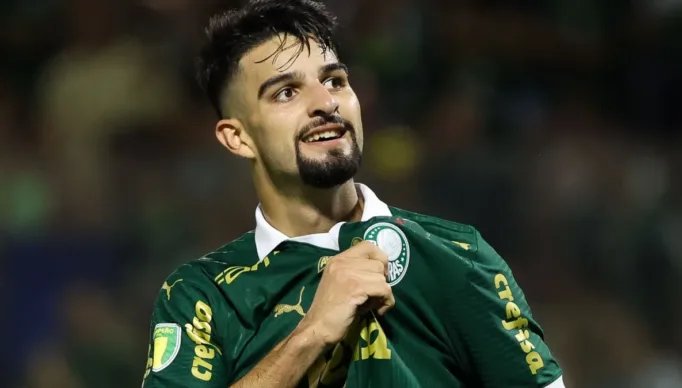 flaco-lopez-palmeiras-ponte-preta-e1710631293227