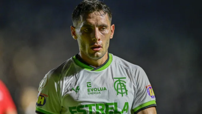 1_emmanuel_martinez_volante_america_mg_brasileirao_serie_a__2_-26252460