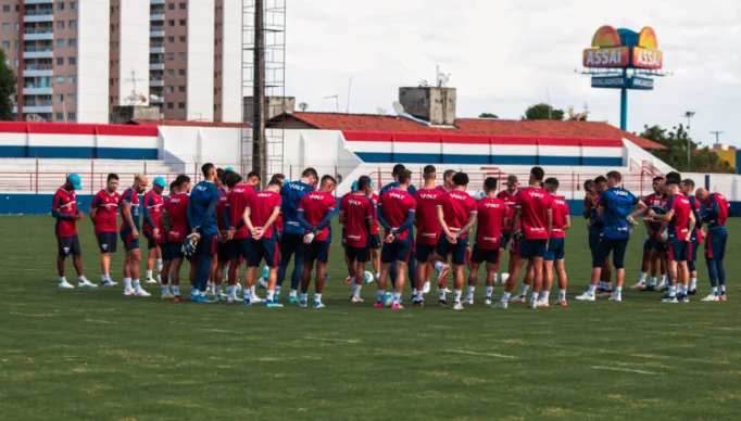 1_vojvoda_jogadores_fortaleza_treino_centro_de_excelencia_pici-25925672