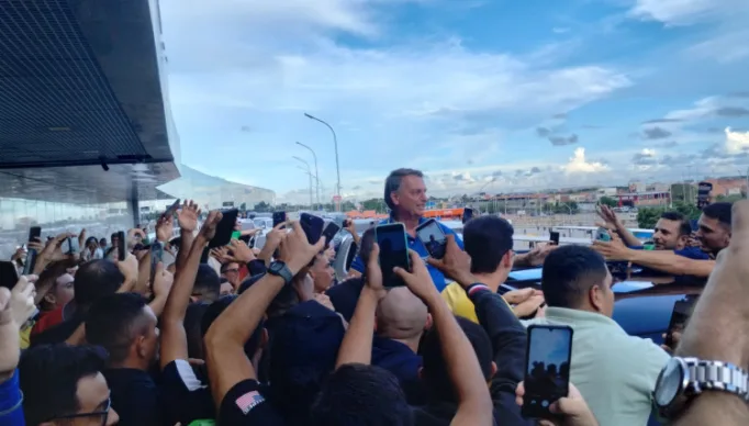 1_whatsapp_image_2024_04_11_at_17_23_43-26387840