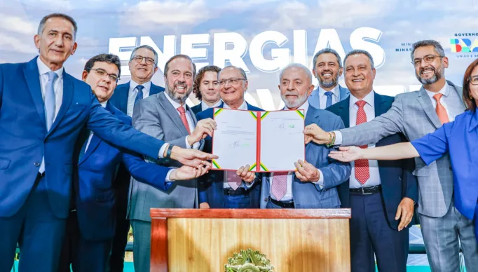 53643772304_49d79899b6_k