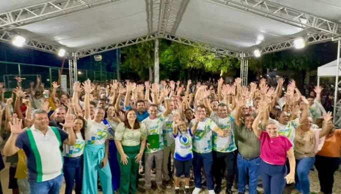 Acarape celebra 37 anos e recebe nova Areninha do Governo do Estado
