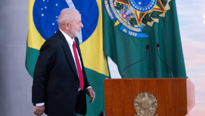 Screenshot 2024-04-08 at 00-34-41 Lula chama ministros para reunião em meio à crise da Petrobras