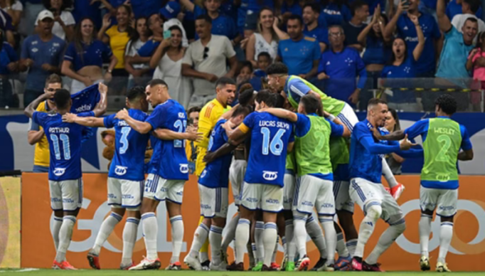 Screenshot 2024-04-14 at 21-39-37 Cruzeiro vence Botafogo e estreia bem no Brasileirão