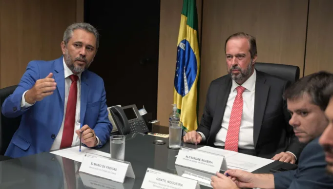 WhatsApp-Image-2024-04-17-at-07.59.00-2-2048x1363