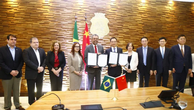 governador-elmano-parceria-hospital-chines-foto-thiago-gaspar-governo-do-ceara