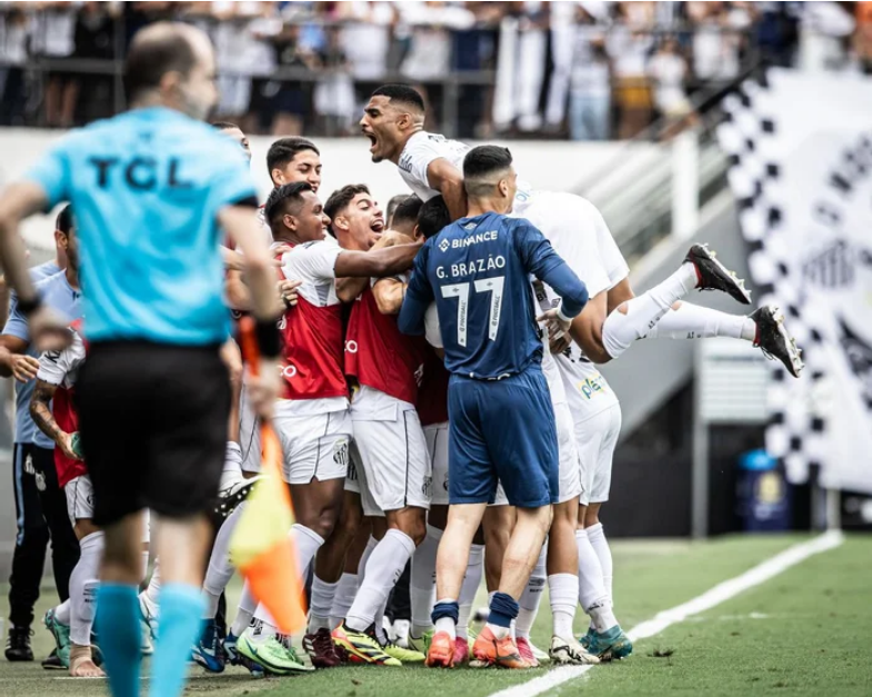 Screenshot 2024-05-20 at 00-33-45 Santos atropela faz 4 x 0 no Brusque e retoma liderança da Série B