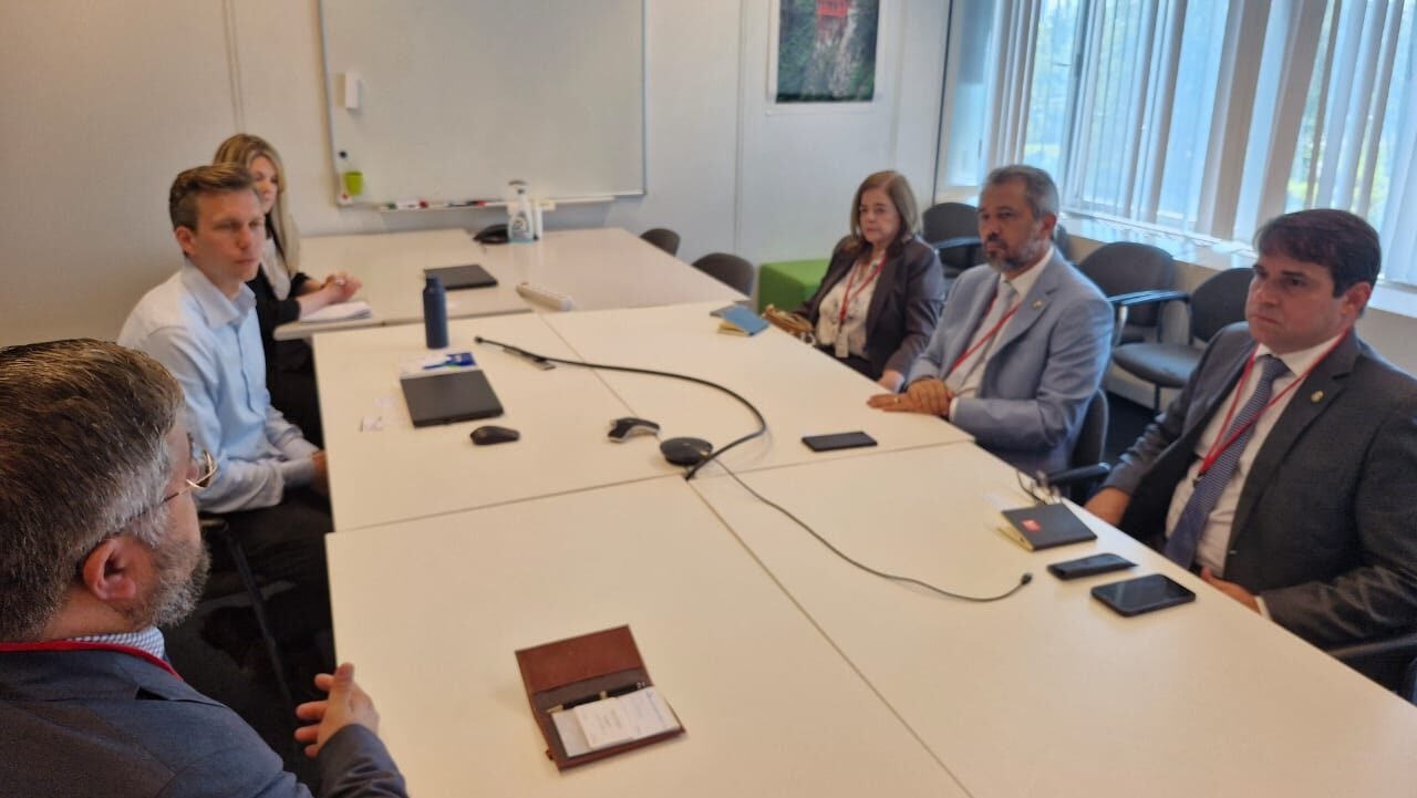 elmano-reuniao-diretoria-klm-e1715634978455