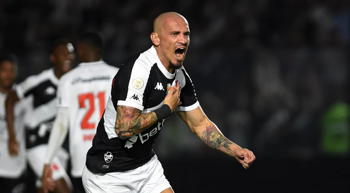 maicon-gol-vasco-vitoria-brasileiro-e1715555483439