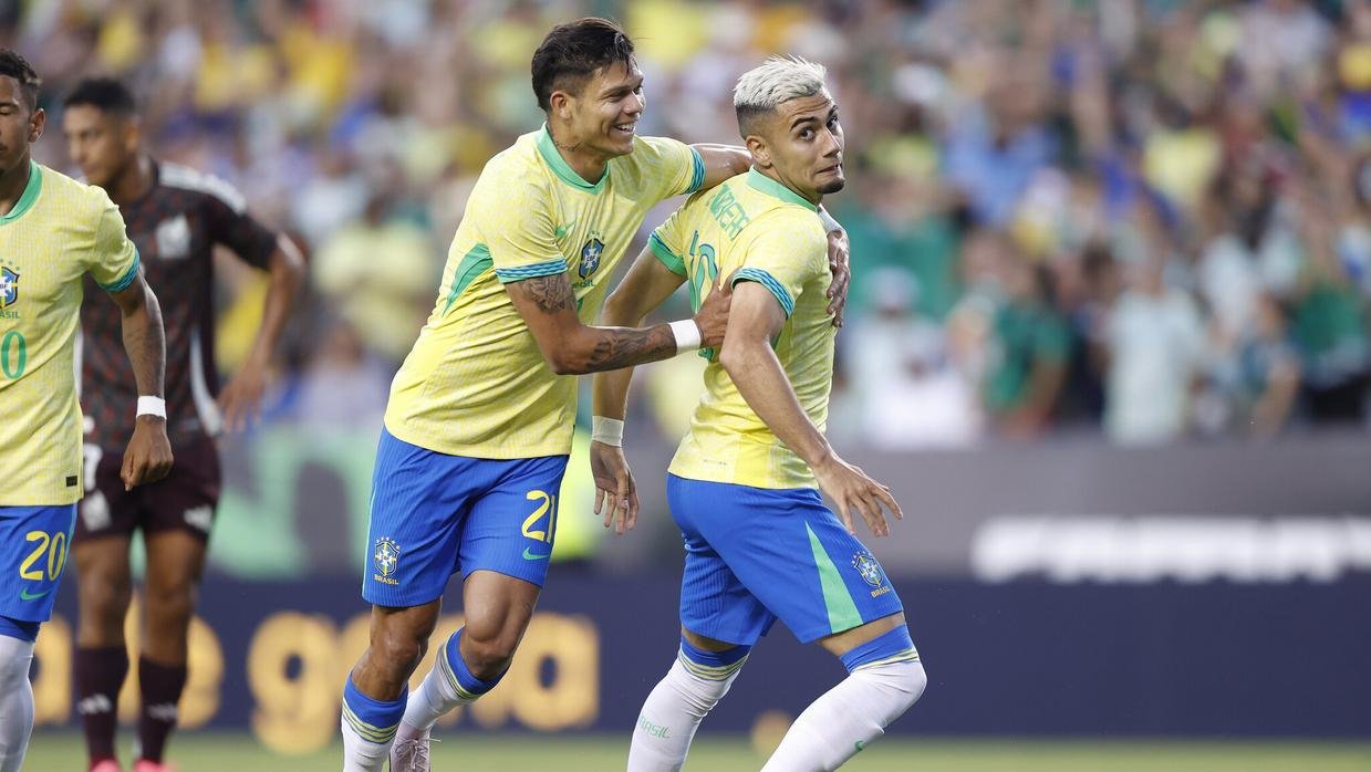 53778734659_057eef8fe5_o_Easy-Resize.com