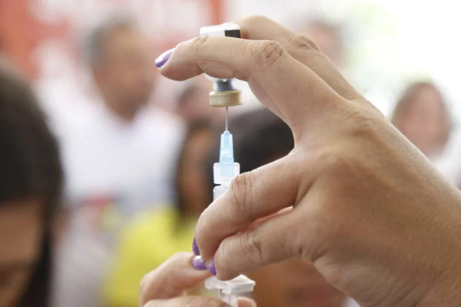 231002_LANC-CAMPANHA-NACIONAL-VACINACAO_TG5399-1200x800-1-e1720012344999