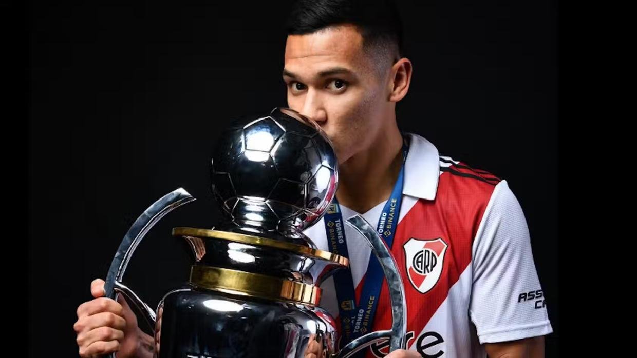 Herreira_River_Plate_Easy-Resize.com