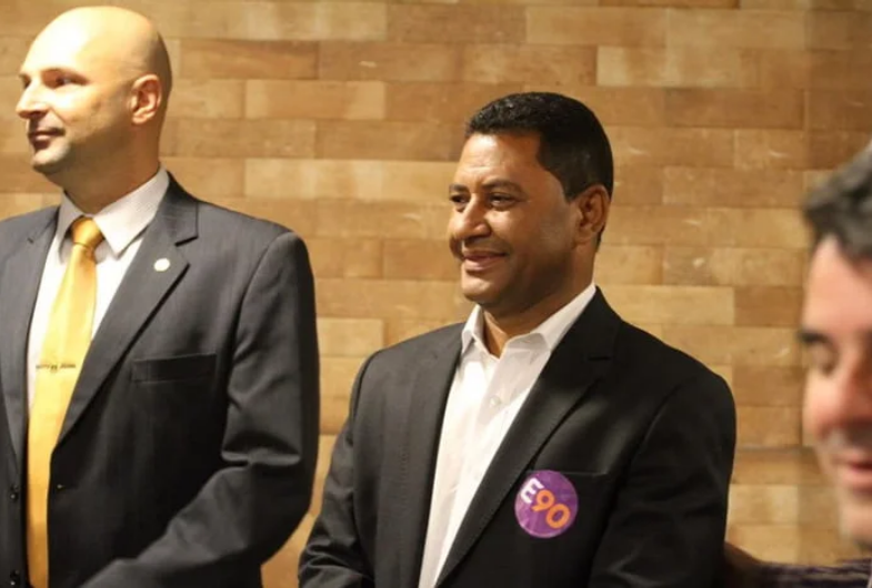 Screenshot 2024-07-03 at 06-18-02 Pastor da Assembleia flagrado com “irmã” em motel renuncia ao cargo Metrópoles