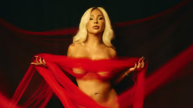 Screenshot 2024-07-08 at 14-01-23 Nua em ensaio para celebrar sua volta aos proibidões Valesca Popuzuda diz 'Prefiro brinquedos eróticos a ter um homem ao meu lado'