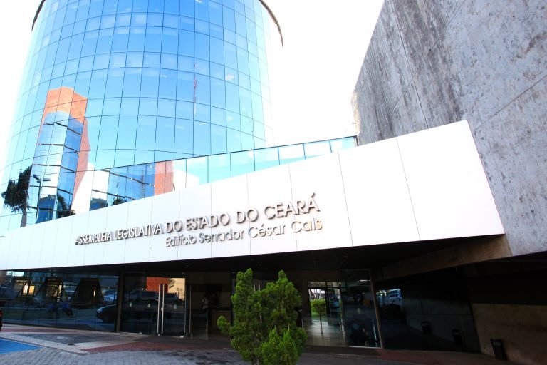 as-vesperas-do-recesso-parlamentar-assembleia-deve-votar-ldo-de-2025-nesta-quarta-feira-17-768x512-1
