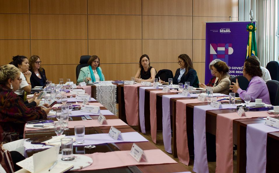 Governo quer apoio de times de futebol contra feminicídio