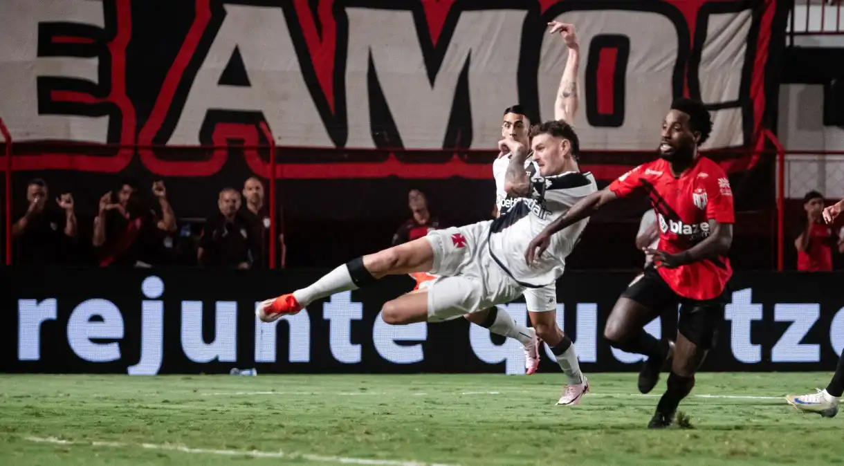 gol-vegetti-vasco-atletico-go-e1722480939252